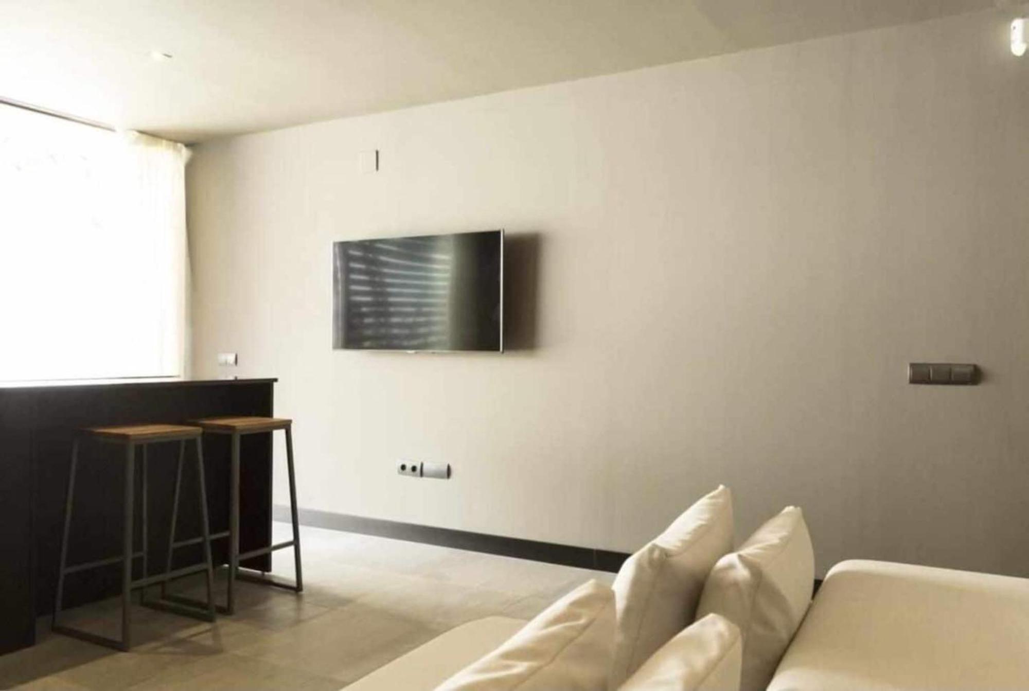 Apartamento Adrian - Nogalera 토레몰리노스 외부 사진